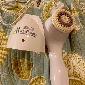 HydroSonic Face Cleansing Brush